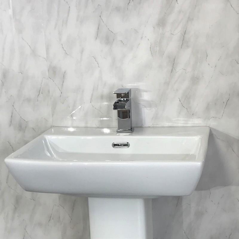 subtle_grey_marble_shower_panel